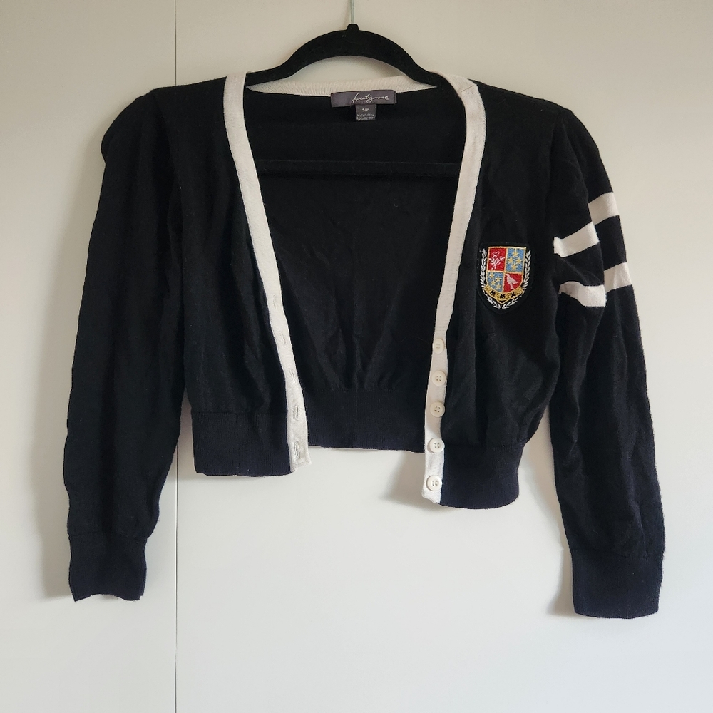 Forever 21 Black Crest Varsity Cropped Cardigan S | Preppy Y2K College Style